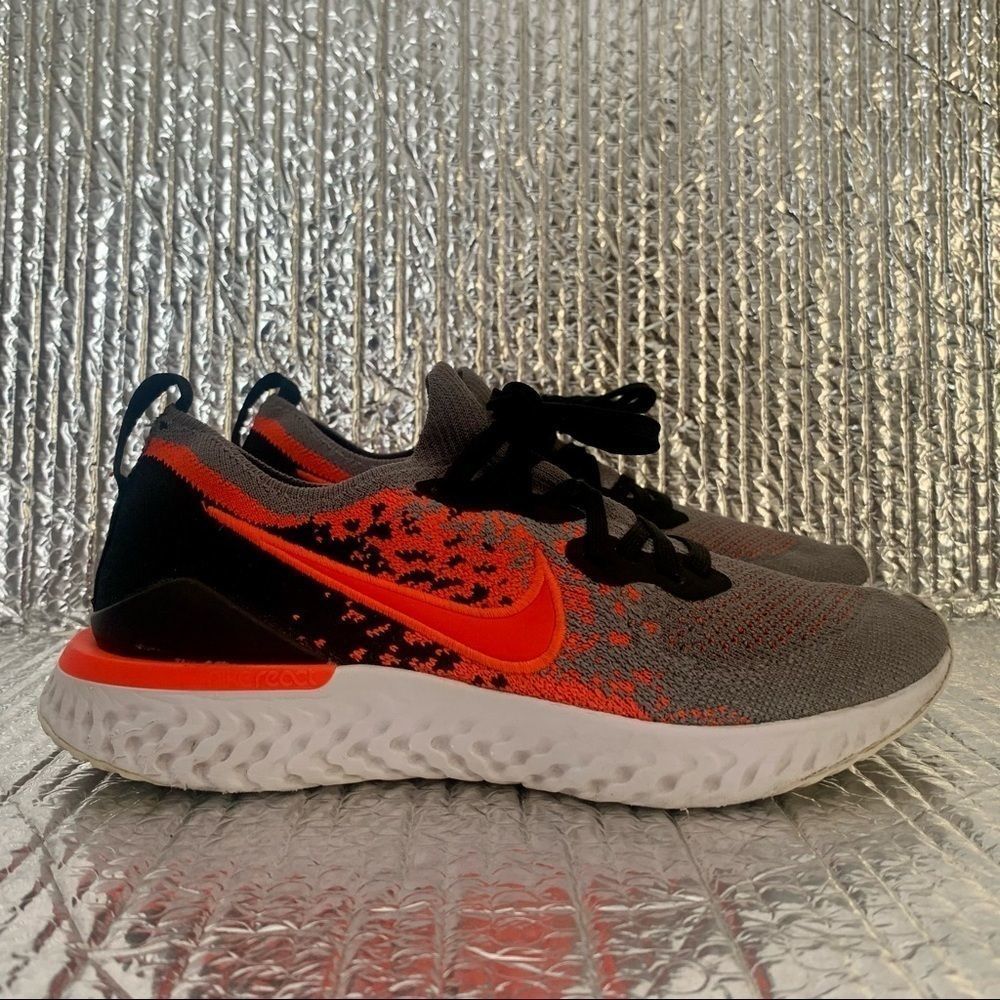 Nike Epic React Flyknit 2 (GS) Bright Crimson AQ3243-014 Size 6Y / Women's 7.5